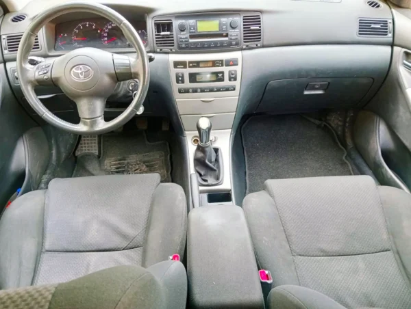 Foto de TOYOTA COROLA 2.0, imagen 6