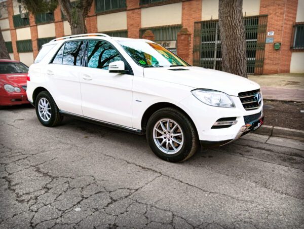 Foto de MERCEDES ML 350 2.1 BLU, imagen 2