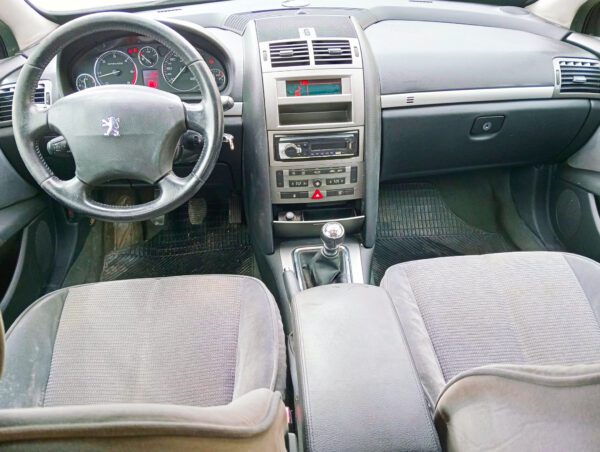 Foto de PEUGEOT 407 2.0 HDI, imagen 6