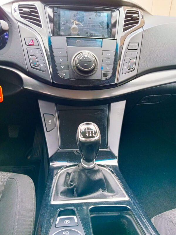 Foto de HYUNDAI I-40 1.7, imagen 7