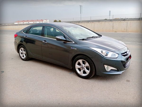 Foto de HYUNDAI I-40 1.7, imagen 1