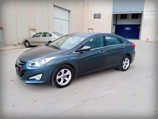 Foto de HYUNDAI I-40 1.7, imagen 2