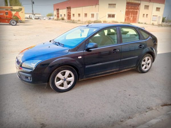 Foto de FORD FOCUS 1.8 TDCI, imagen 2