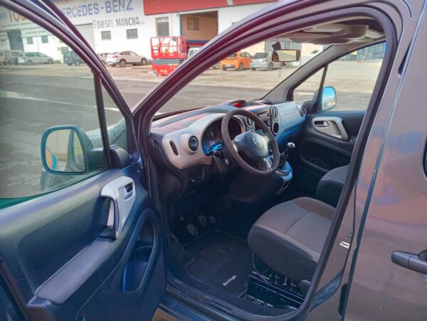 Foto de CITROEN BERLINGO 1.6 HDI COMBI, imagen 9