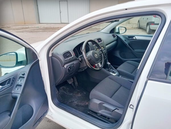Foto de VOLKSWAGEN GOLF BLUE MOTION, imagen 5