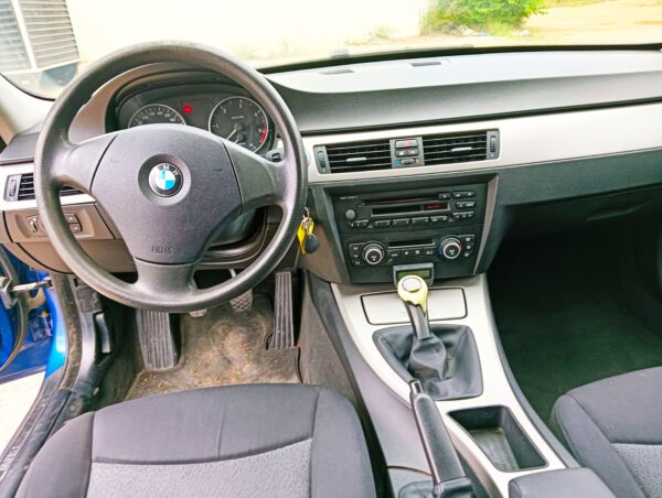 Foto de BMW 318D 2.0, imagen 7
