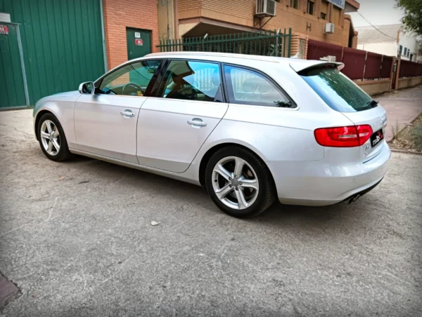 Foto de AUDI A-4 2.0 TDI AVANT AUTO, imagen 4