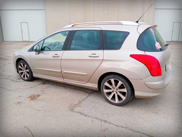 Foto de PEUGEOT 308 SW 1.6 HDI, imagen 3