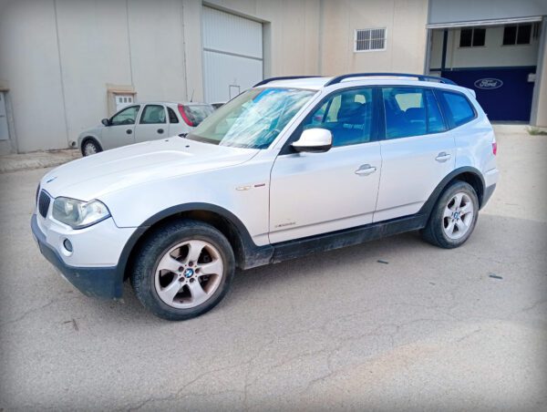 Foto de BMW X-3 2.0 , imagen 2