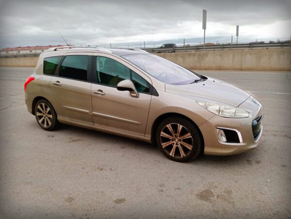 Foto de PEUGEOT 308 SW 1.6 HDI, imagen 1