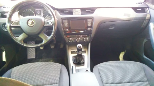 Foto de SKODA OCTAVIA 1.6 D, imagen 6