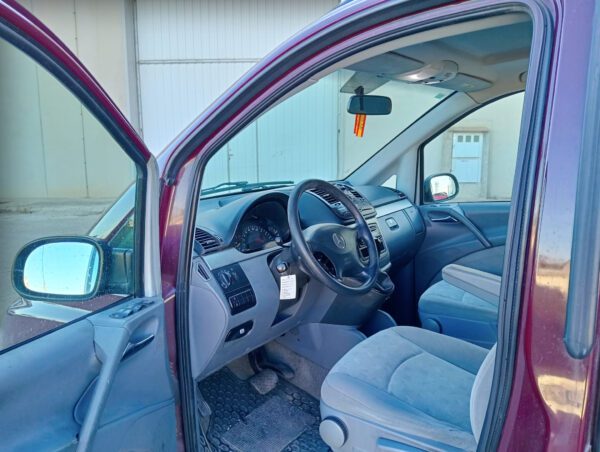 Foto de MERCEDES VIANO 2.2D COMBI 7, imagen 5