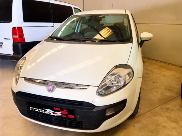 Foto de FIAT PUNTO 1.3 D, imagen 2