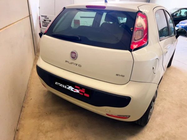 Foto de FIAT PUNTO 1.3 D, imagen 3