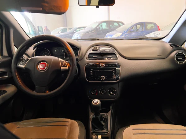 Foto de FIAT PUNTO 1.3 D, imagen 5