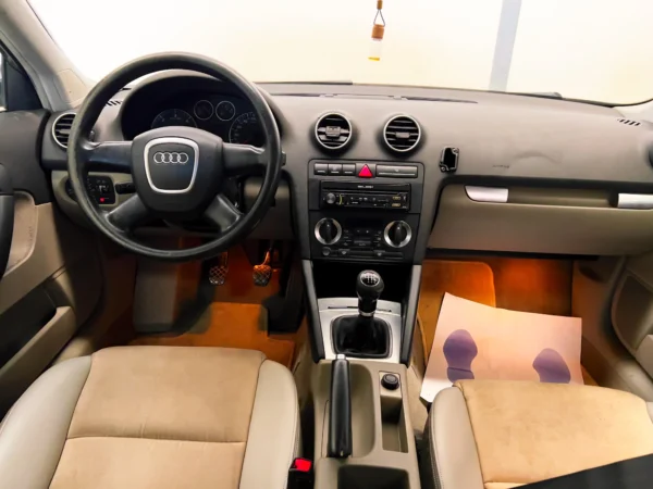 Foto de AUDI A-3 2.0 TDI, imagen 6