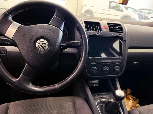 Foto de VOLKSWAGEN GOLF 2.0 TDI, imagen 5