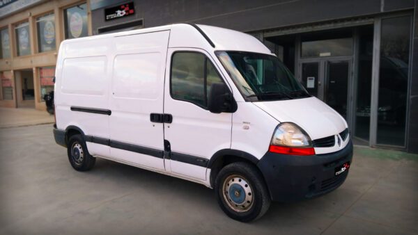 Foto de RENAULT MASTER 2.5 FGO. L2 H2, imagen 2