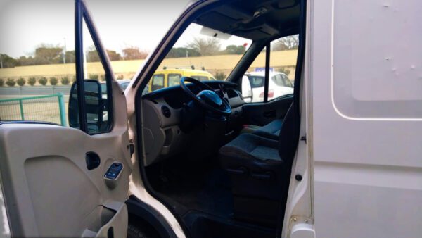Foto de RENAULT MASTER 2.5 FGO. L2 H2, imagen 7