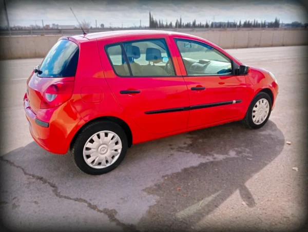 Foto de RENAULT CLIO 1.5 D, imagen 4