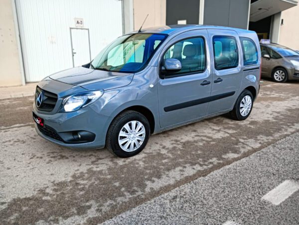 Foto de MERCEDES CITAN 1.5D COMBI, imagen 2