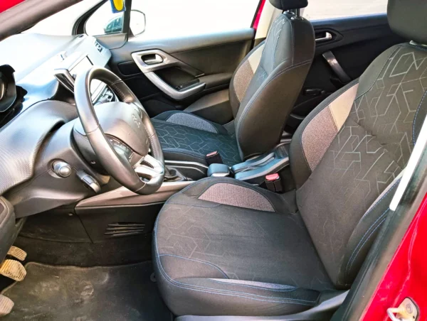 Foto de PEUGEOT 2008 1.6 HDI, imagen 5