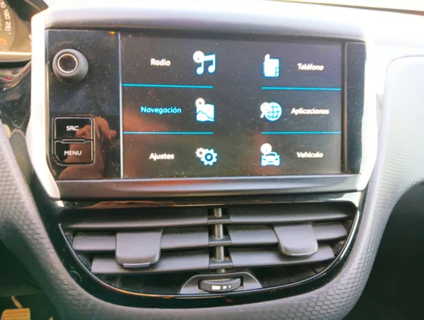 Foto de PEUGEOT 2008 1.6 HDI, imagen 8