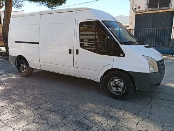 Foto de FORD TRANSIT, imagen 2